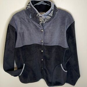 Women’s Fleece Button Down Lightweight Black and Gray VENARIO Jacket Size Large